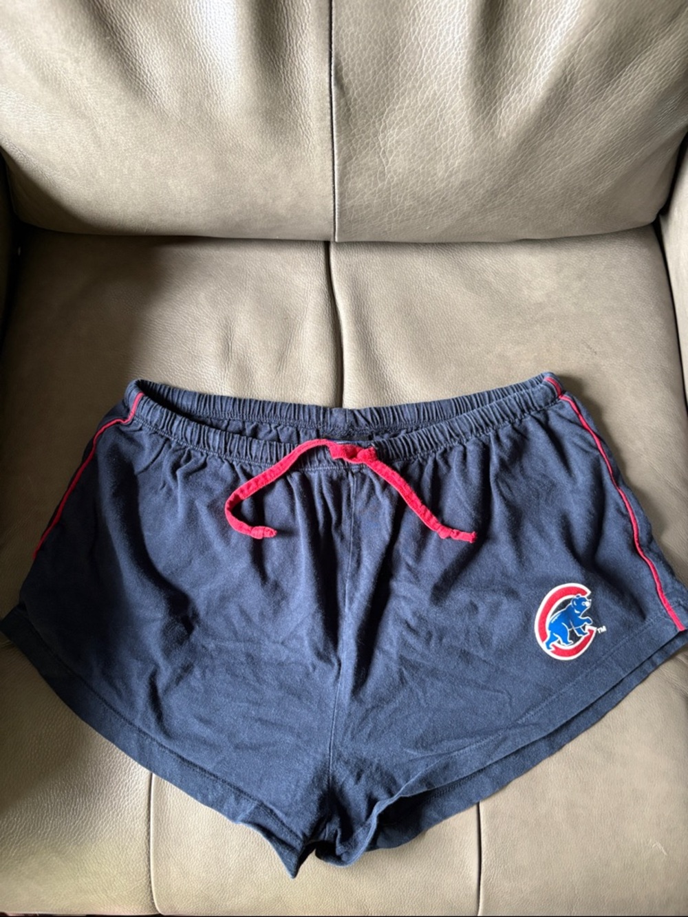 MLB Chicago Cubs Women's Navy Athletic Shorts with Red Trim